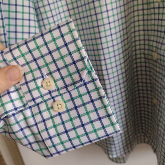 Men's button up - Picture 4 of 5